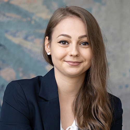 Alexandra Bock, Research Consultant YouGov Shopper Panel